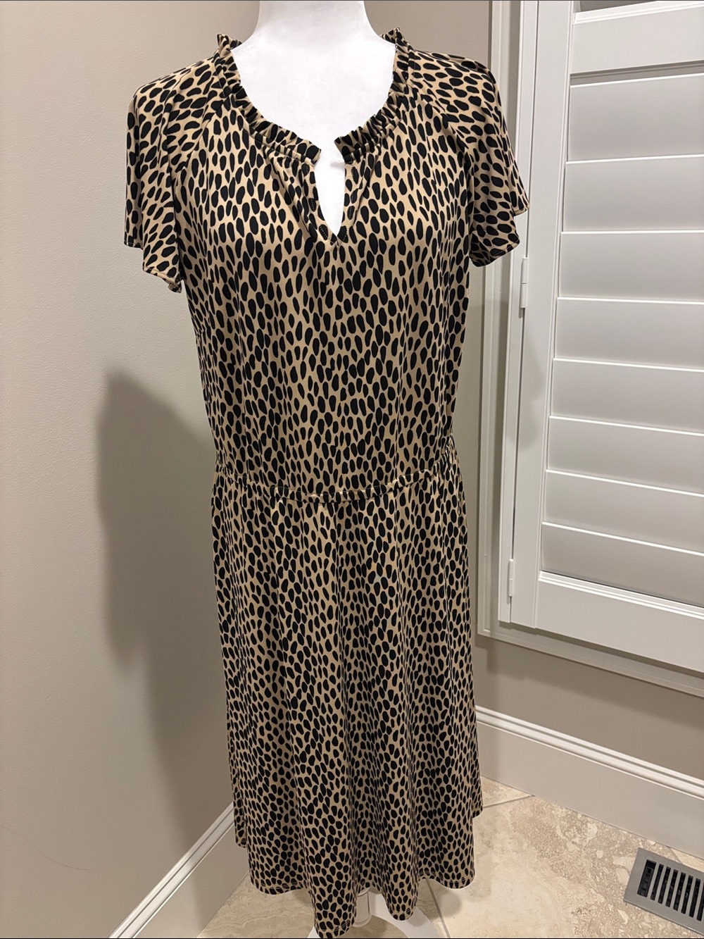 Talbots Tan Dress with Black Spot Print (? Cheetah print?). Size Large